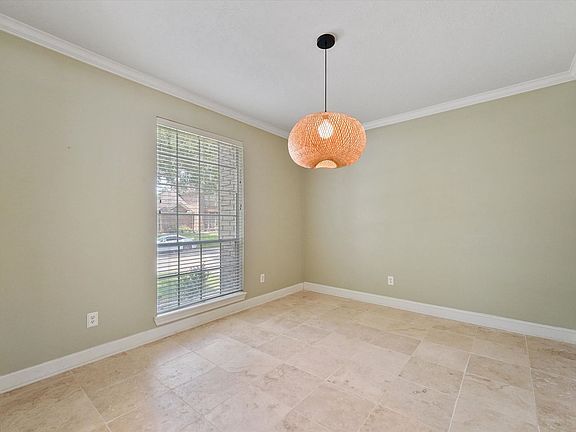 4th image of 14119 Scarborough Fair St