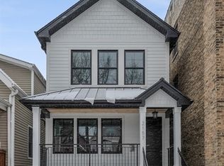 2903 N Seeley Ave, Chicago, IL 60618