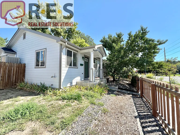 1617 W 39th Ave — Photo 3