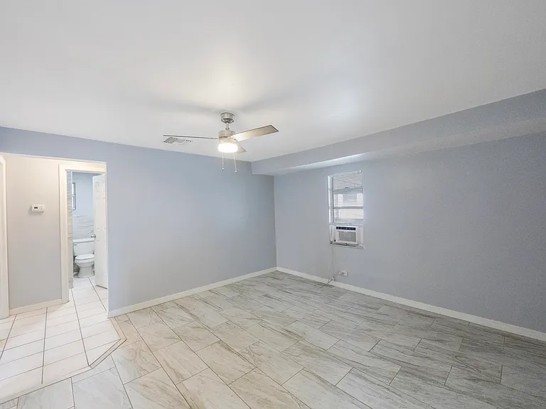 433 Delmar Ter S #10 — Photo 4