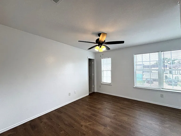 4510 Alamosa St — Photo 16