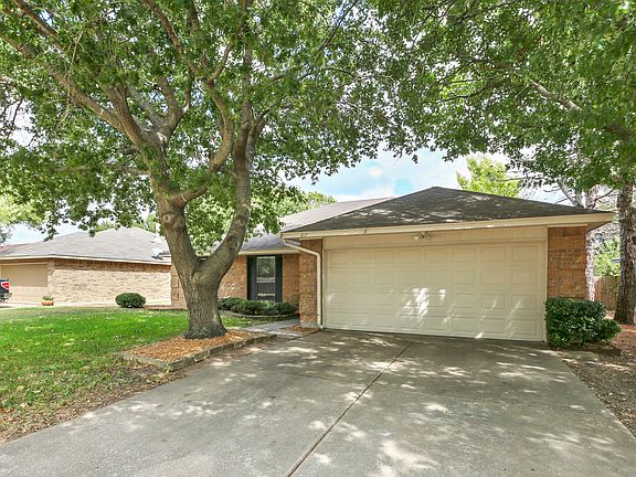 2nd image of 617 Pickard Dr