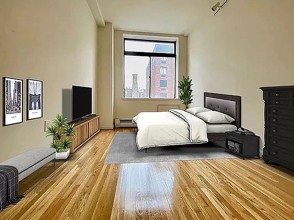1st image of 444 W 45th St #3L