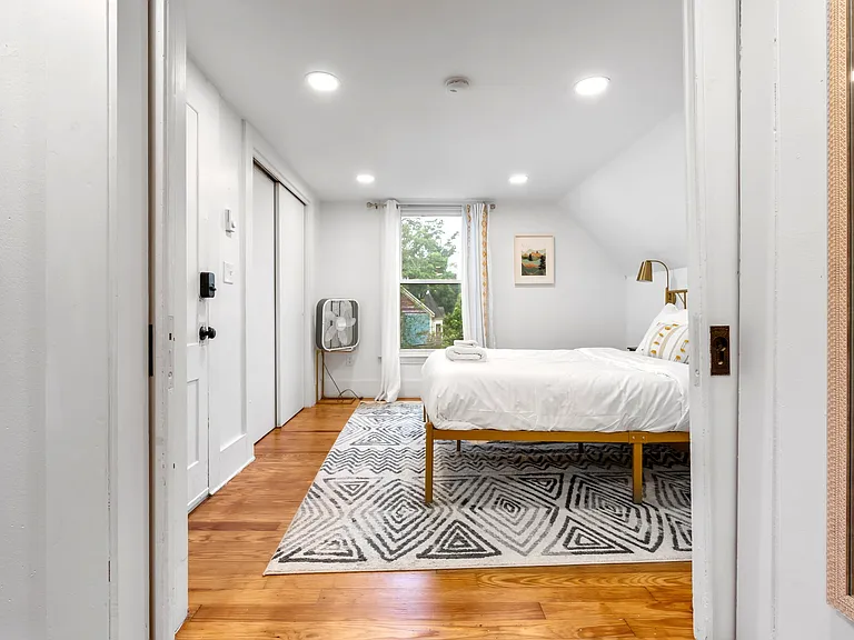2 Sargent St #3 — Photo 34