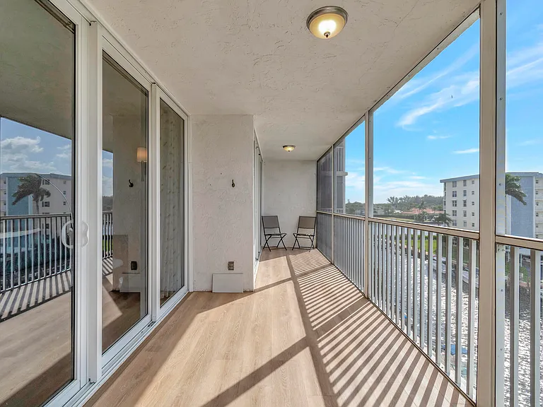 1 Harbourside Dr #4502 — Photo 46