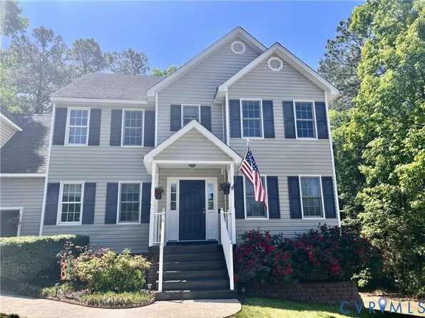 6300 Oak Arbor Ct, Chester, VA 23831