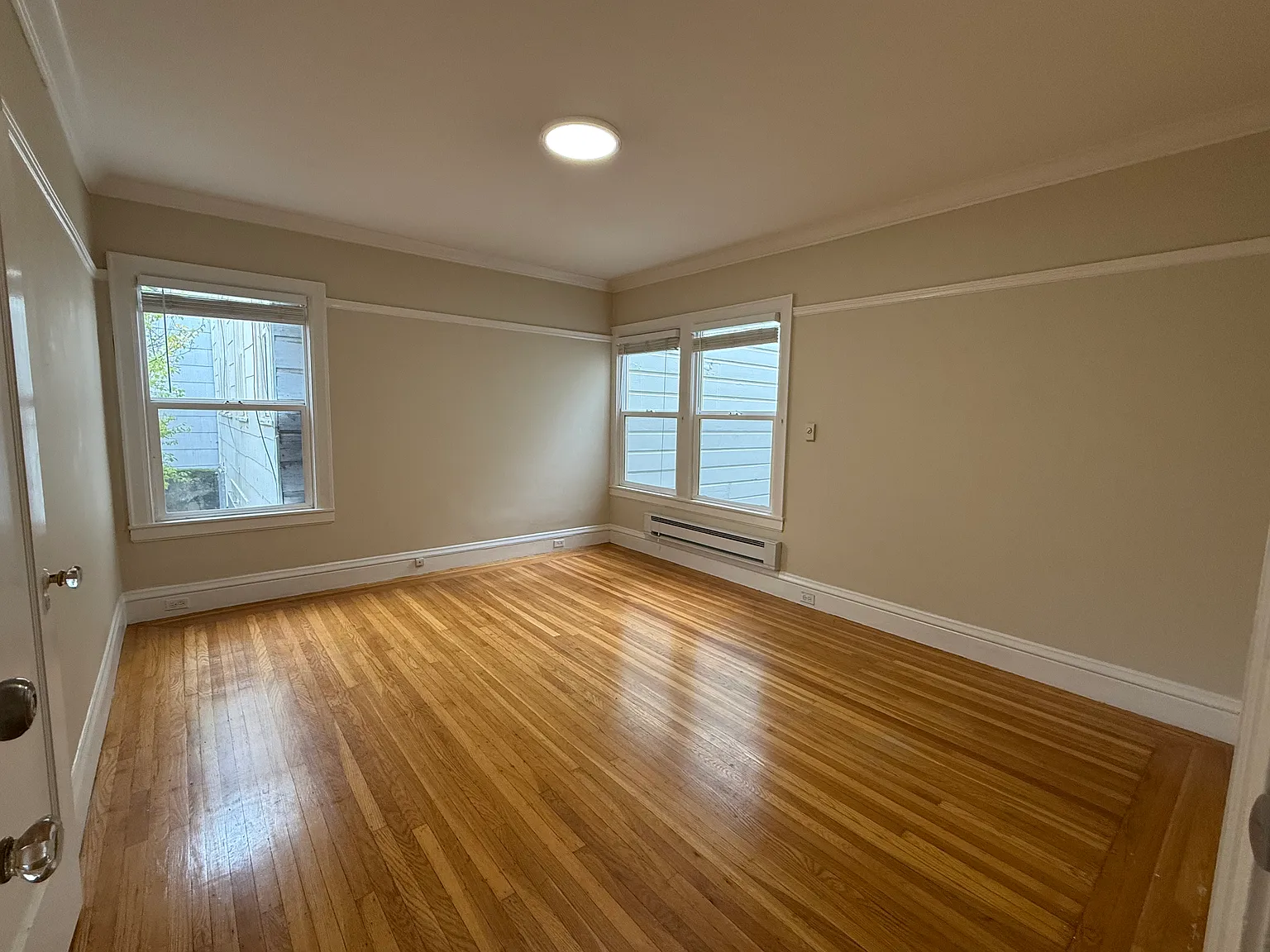 1 bed, 800 sqft, $3,990 — Photo 3