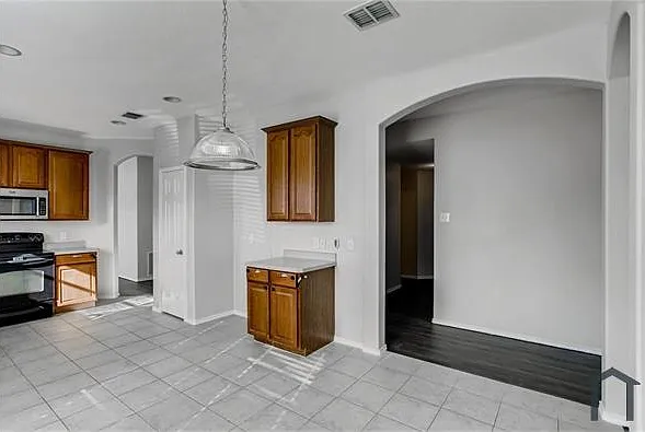 540 Coolidge Ln — Photo 11