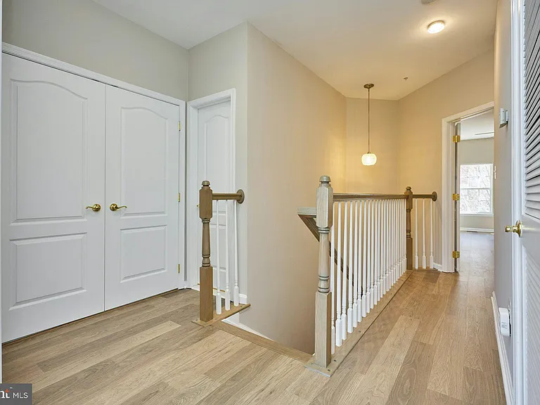 7166 Little Thames Dr — Photo 16
