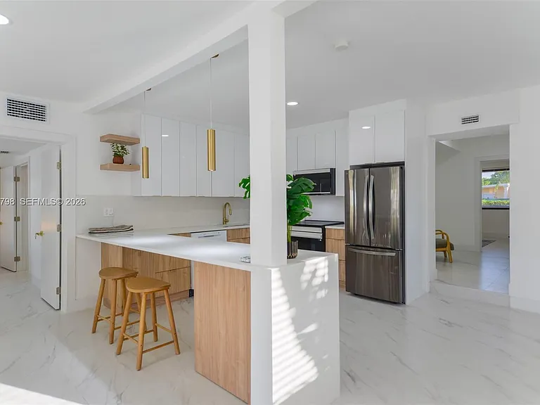 415 NW 133rd St — Photo 15