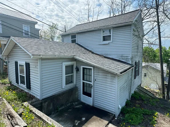 345 W Pine Ave, Bloomsburg, PA 17815