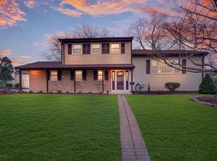 44 Creighton Cir, Old Bridge, NJ 08857