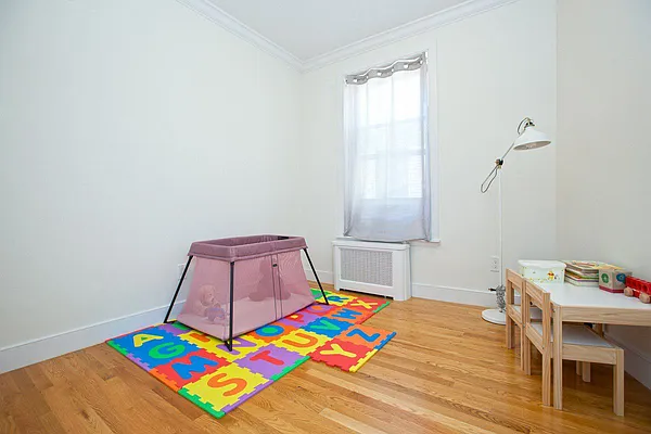 Sold by Nest Seekers International | media 6