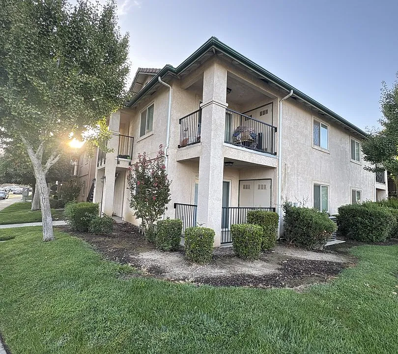2916-18 N Terrace St #2645-2647