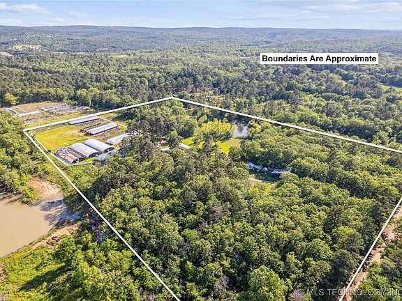 3rd image of 31384 W Tucker Knob Rd