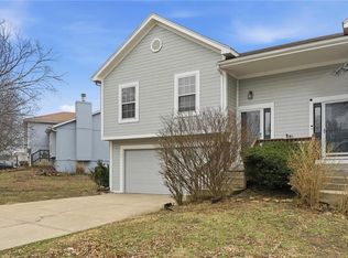 1507 E 123rd St, Olathe, KS 66061