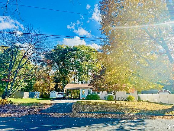 5th image of 32 Jackson Road