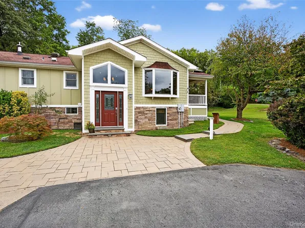 6 Marvelle Lane, Westtown, NY 10998