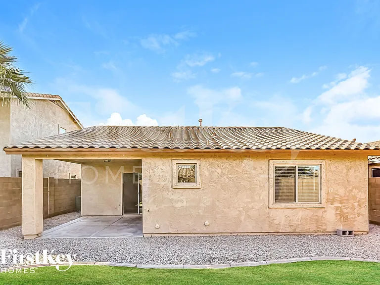 2794 W Mira Dr — Photo 15