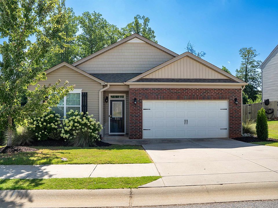 1st image of 554 Friar Park Ln