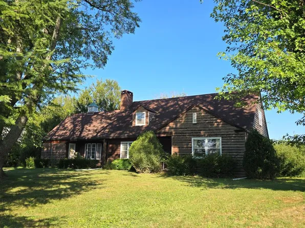 5183 Highview Ave, Stephens City, VA 22655