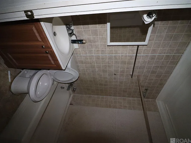 2654 Sheldon Dr — Photo 32