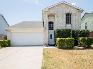 8157 Heritage Place Dr, Fort Worth, TX 76137