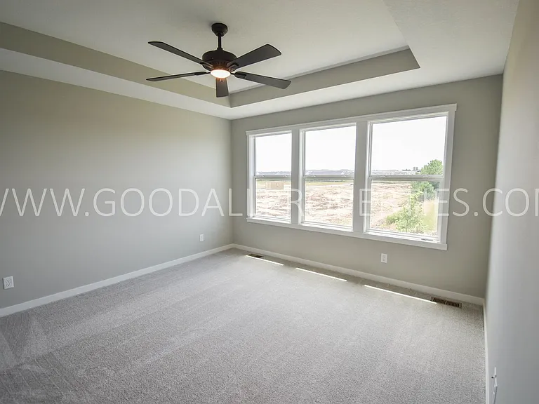 1100 NW Yorktown Dr — Photo 9