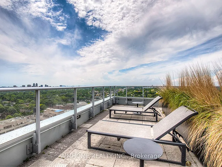 58 Orchard View Blvd #2007 — Photo 4