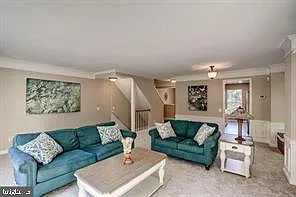 353 Barnfield Sq NE — Photo 5