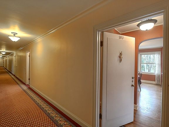 4th image of 5810 Cowen Pl NE APT 103