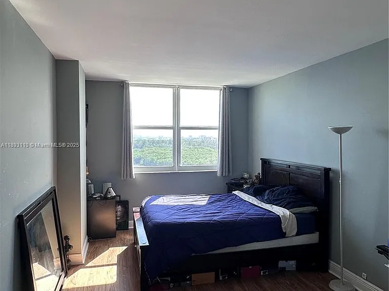 300 Bayview Dr #1206 — Photo 44