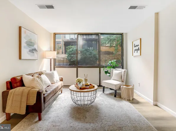 509 N Armistead St APT 101, Alexandria, VA 22312