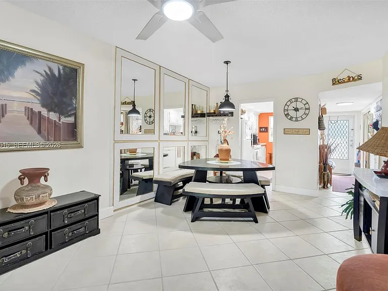 2300 SW 22nd Ave #109 — Photo 4