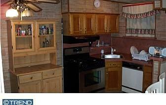 2nd image of 2421 S Rosella St