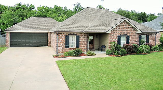 1st image of 110 Anslem Dr