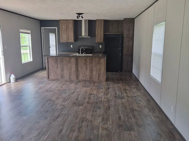 4951 Hickory Valley Rd — Photo 7