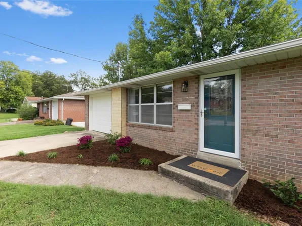 913 E Jefferson St, Jackson, MO 63755