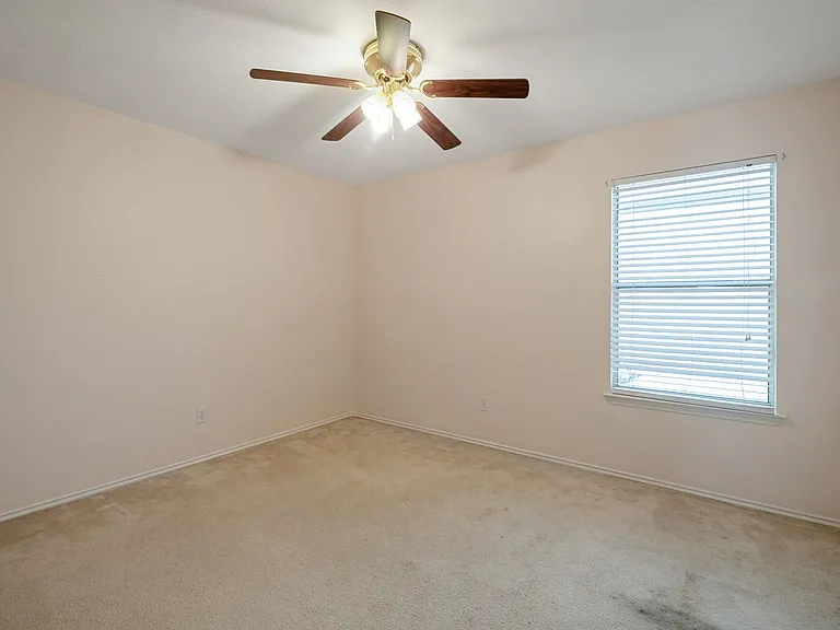 17131 Dashwood Creek Dr — Photo 16
