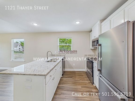 5th image of 1121 S Thayer St