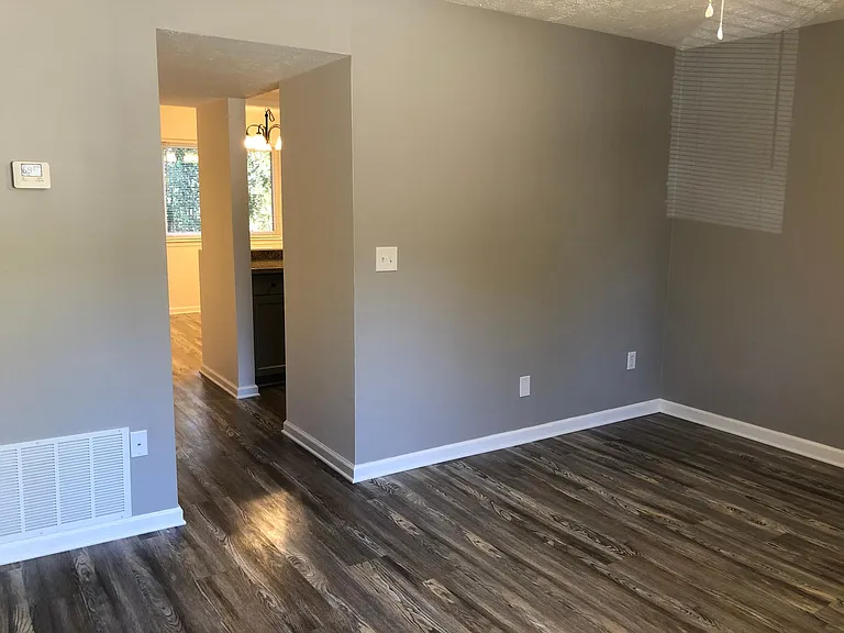 52 Country Place Ct — Photo 4