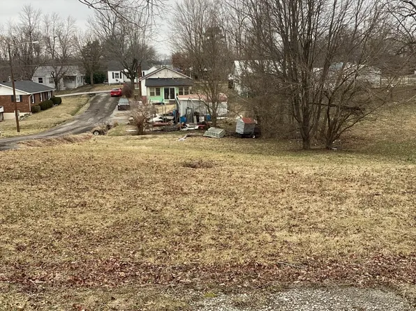 307 Fairview St, Greenville, KY 42345