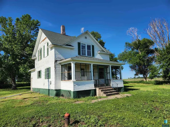 45884 State Highway 46, Centerville, SD 57014