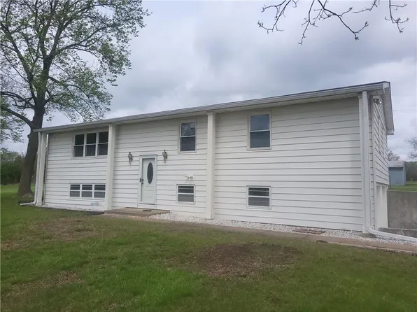 15802 E 203rd St, Peculiar, MO 64078