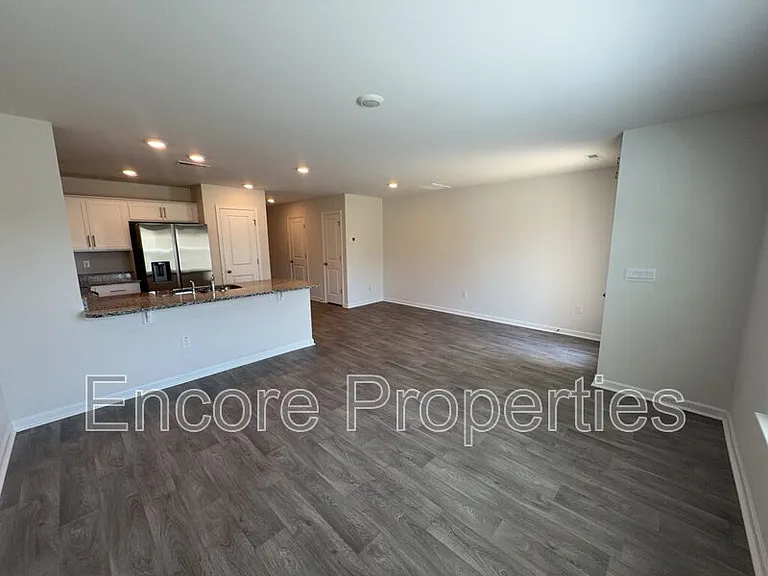 18 March Creek Dr — Photo 6