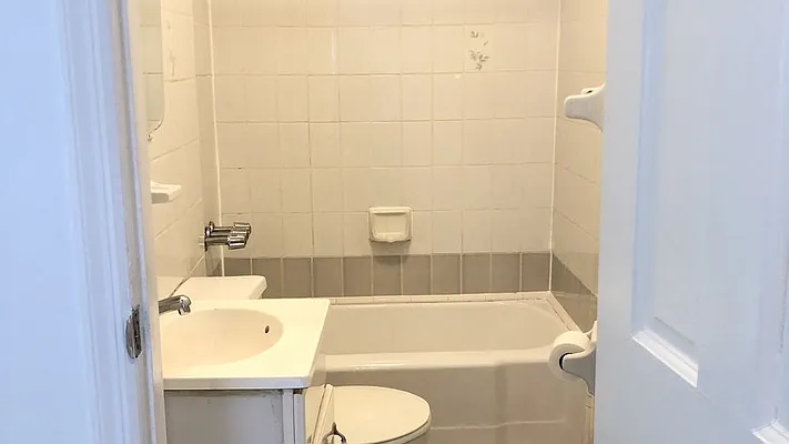 Rented by Nooklyn NYC LLC | media 9