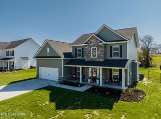 2106 Tributary Dr, Sevierville, TN 37876