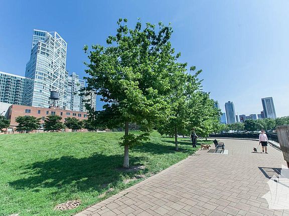 3rd image of 700 N Larrabee St APT 1511A