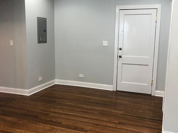 2nd image of 3340 W Berteau Ave #2