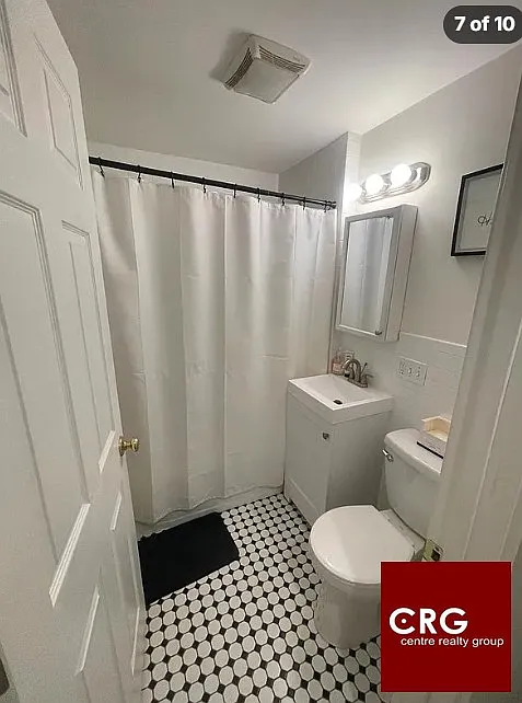 Studio, 1.0 bath, 400 sqft, $2,500 — Photo 4